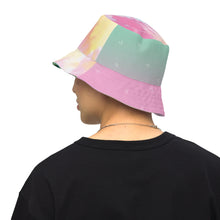 Reversible bucket hat